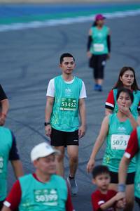 BIB: 53432, 5073, 50399
                            <button type="button" onclick="openModal(10527127)" class="btn btn-primary btn-sm float-right btn-popup" data-toggle="modal" data-target=".modal-high-quality">
                        <i class="fas fa-shopping-cart"></i> Add to Cart
                    </button>
                                            <button type="button" onclick="isThisMe(10527127, true)" class="btn btn-success btn-sm float-right btn-popup btn-isme hidden" data-toggle="tooltip" data-placement="bottom" title="นี่คือรูปของคุณใช่ไหม คลิกที่นี่เพื่อเอาเข้าอัลบั้ม">
                        <i class="fas fa-plus"></i> Add to album
                    </button>
                    <button type="button" onclick="isThisMe(10527127, false)" class="btn btn-warning btn-sm float-right btn-popup btn-isnotme hidden">
                        <i class="fas fa-ban"></i> Remove from album
                    </button>